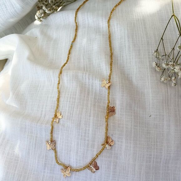Gold and Butterfly beaded necklace 💛🦋 - Picture 1 of 4